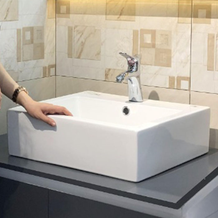 Lavabo Viglacera vuông đặt bàn V42