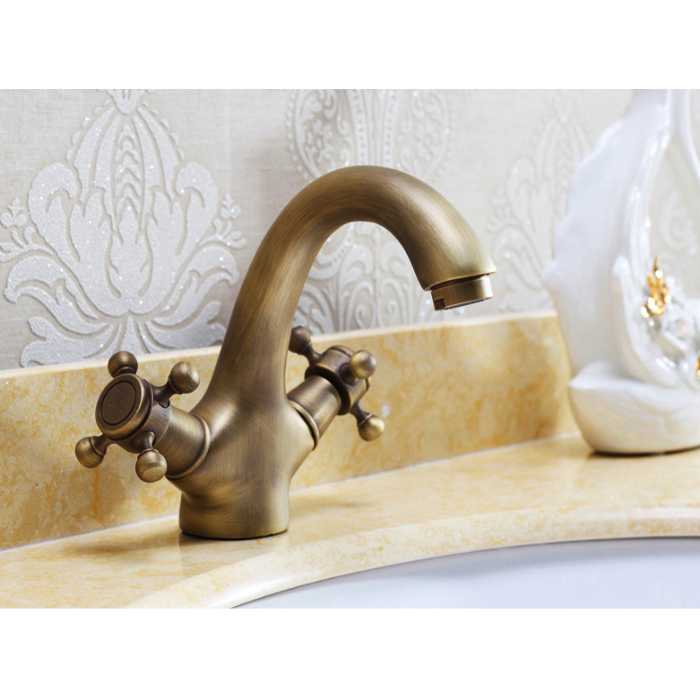 Vòi Lavabo nóng lạnh giả cổ đồng thau Kanly GC-V05